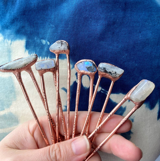 The Enchanted Tresses Hair Pin – Rainbow Moonstone Vision