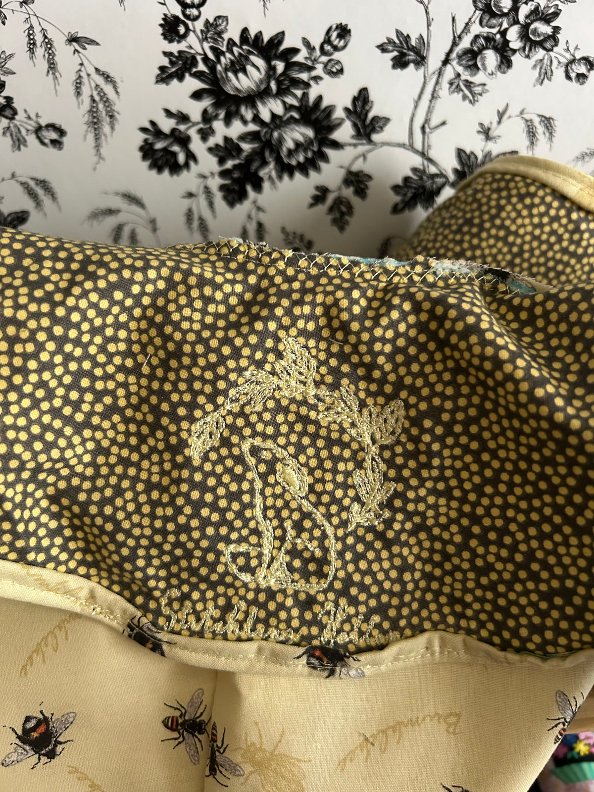 🧵 The Witch's Hat — Maison Exclusive x Stitchling Hollow 🧵